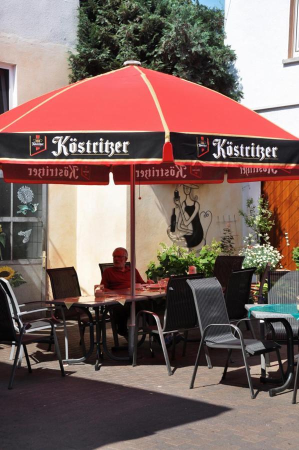 Hotel Hessischer Hof Kirchhain Экстерьер фото